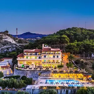 Hotel Forest Park, Rétino